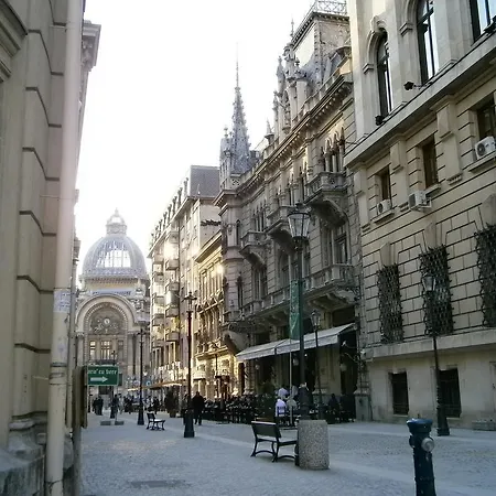Color Franceza St Апартаменты *