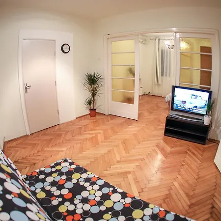 Color Franceza St Apartament