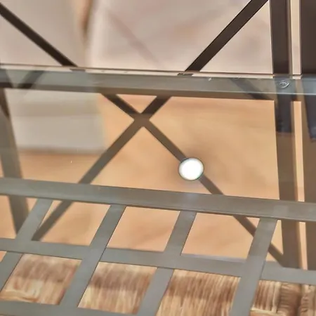 Apartment Color Franceza St *