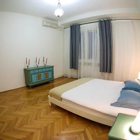 Color Franceza St Appartement