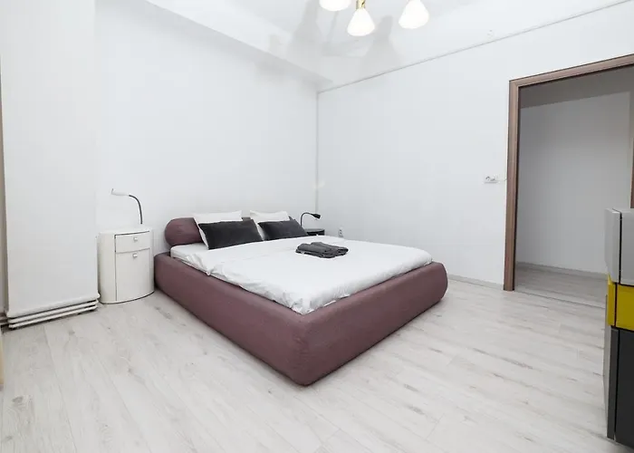 Color Franceza St Apartman *