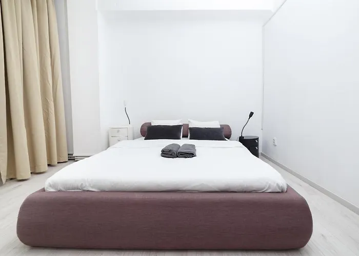 Color Franceza St * Bukarest