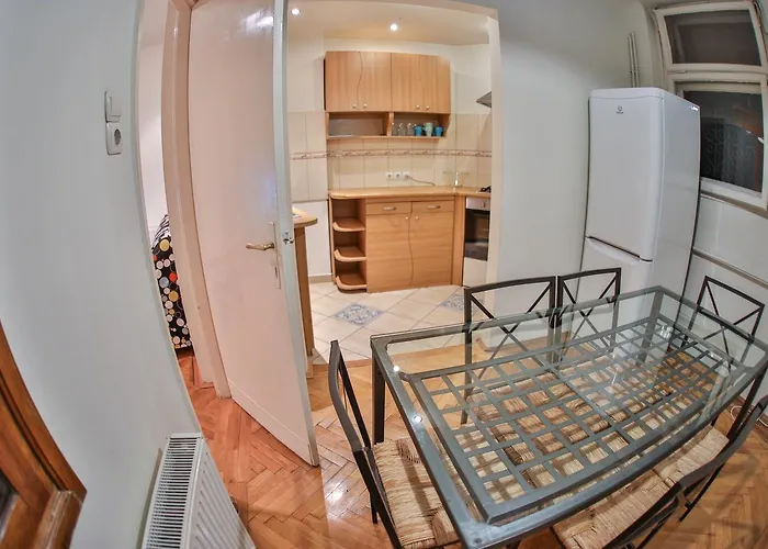 Apartman Color Franceza St Bukarest