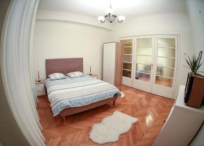 Apartman Color Franceza St Bukarest