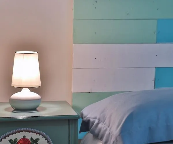 Color Franceza St Apartmán *