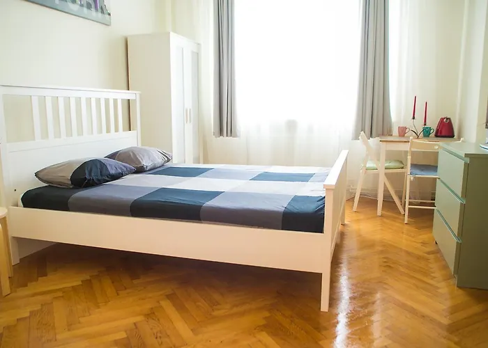 Apartman Color Franceza St *