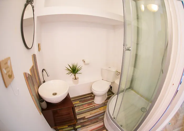 Color Franceza St * ブカレスト