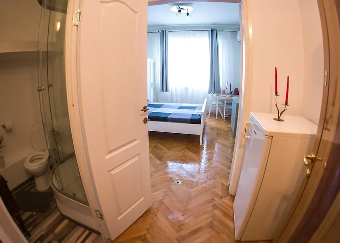 Apartman Color Franceza St Bukarest