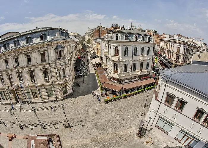 Color Franceza St * Бухарест