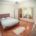 Apartamento Color Franceza St *